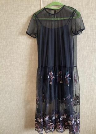 Красивое платье макси вышитые цветы