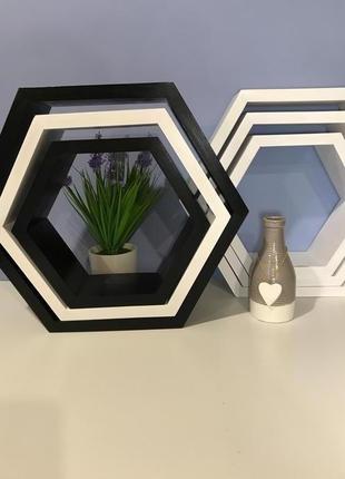 Полиці соті