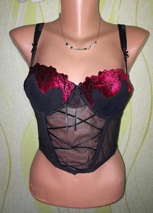 Красивый корсет с лифом