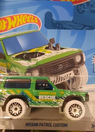 Hot wheels 2024 first response nissan patrol 5/10 34/250 htc89 ніссан машинки колекційні хот вілс