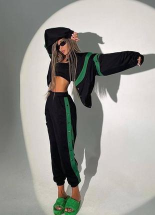 Жіночий костюм спортивний