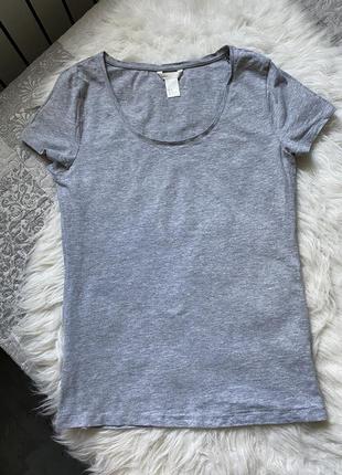 Сіра базова футболка h&m