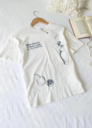 Нова котонова оверсайз футболка з принтом  від pull&bear