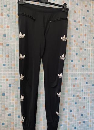 Спортивні штани, лосини adidas.