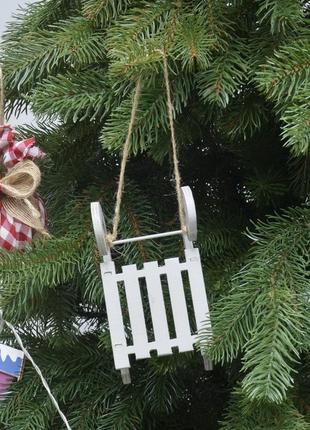 Новогодние игрушки декор из дерева фанеры на елку санки санчата6 фото