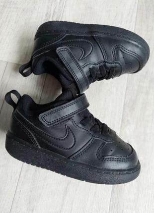 Демі кросівки nike,26 розмір