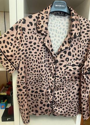 Шовкова рубашка р-р 40 (европ)  (турція)