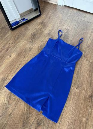 Атласное нарядное синее платье размер s3 фото