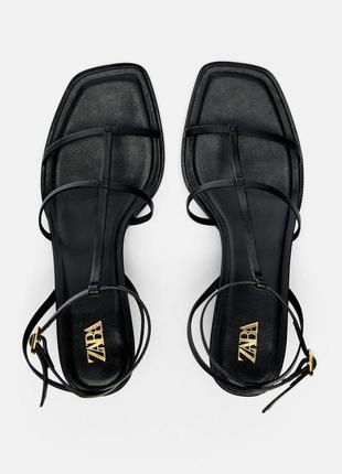Zara базові шкіряні босоніжки