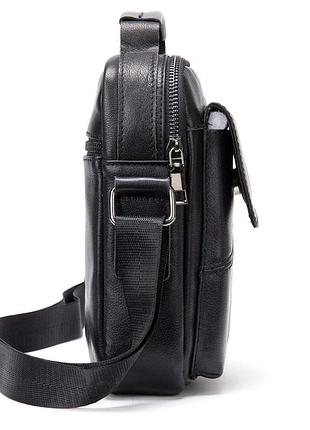 Вертикальна чоловіча сумка в щільній шкірі vintage 20366 чорна
