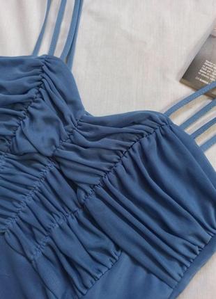 Голубое платье миди по фигуре со сборкой/драпировкой7 фото