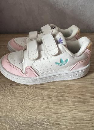 Кроссовки adidas 27 размер, стелька 16-16,5 см.