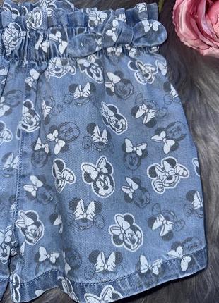 Прикольные стильные джинсовые шорты minnie mouse с высокой посадкой для девочки 2/3р f&f disney2 фото