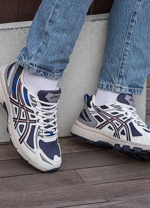 Кроссовки в стиле asics