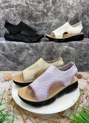 Женские босоножки