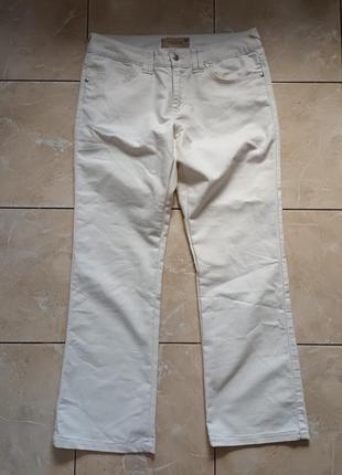 Білі прямі джинси 33 b.young
