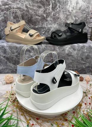 Летние женские босоножки