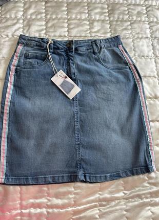 Спідниця джинсова, нова. розмір 158 см, на 13 -14 років!
