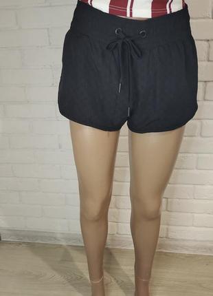 Спортивні шорти h&m, xs.
