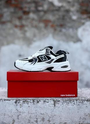 Жіночі кросівки new balance 530 black white
