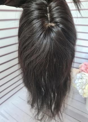 Накладка топпер макушка полупарик 100% натуральный волос с имитацией кожи головы.