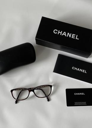 Окуляри Yves Saint Laurent