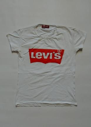 Футболка levi's  , жіноча