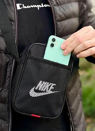 Стильная черная сумка nike с декоративной сеткой / мессенджер найк / мужская женская борсетка / бананка через плечо с сеточкой / сумка унисекс черная