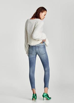 Базові штани з торочками скіні джинси від zara