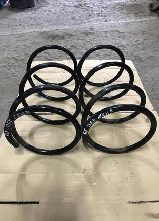 Пружина подвески передняя для mazda 626 gf. бензин.
