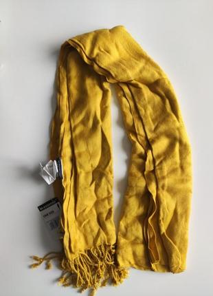 Шарф inextenso 180-65 жовтий з китицями4 фото