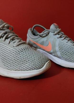 Nike revolution 4 39р. 25 см