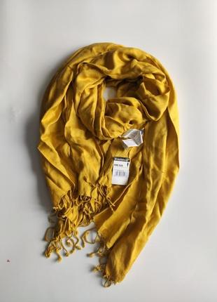 Шарф inextenso 180-65 желтый с кистями