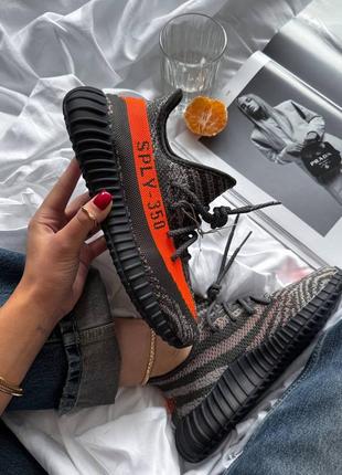 Унісекс кросівки yeezy boost 350 v2 carbone beluga  reflective