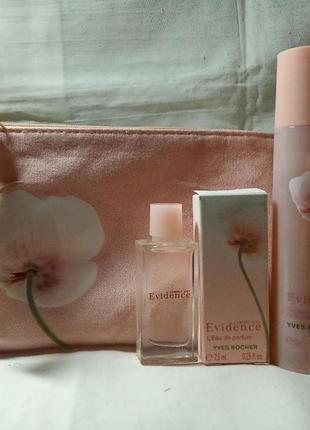 Мини набор evidence yves rocher, винтаж, оригинал.
