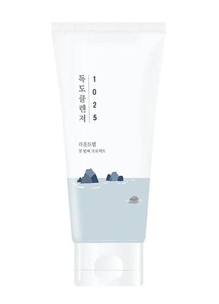 М' яка пінка для вмивання round lab 1025 dokdo cleanser, 150 мл