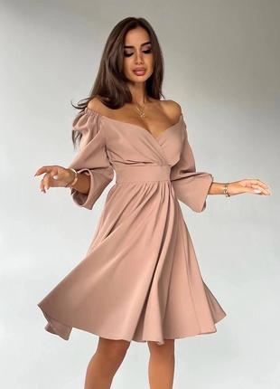 Жіноча сукня