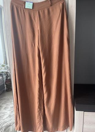 Новые красивые брюки из вискозы