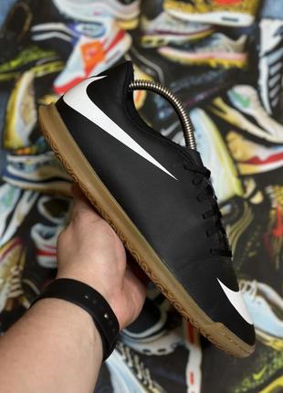 Футзалки nike dodge bravata