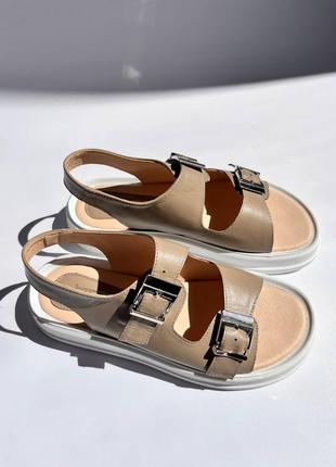 Босоніжки з натуральної шкіри