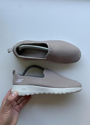 Кроссовки skechers