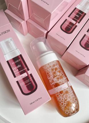 Відлущувальна пінка hollyskin glicolic acid для обличчя з гліколевою кислотою й екстрактом кленового соку