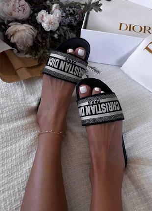 Шлепки в стиле christian dior4 фото