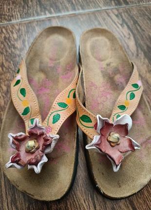 Шльопанці pavers шкіра