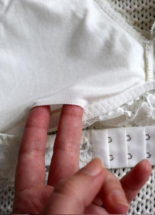 Новый белый лифчик на шею, размер 48