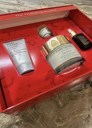 Набор косметики estee lauder