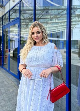 Літня сукня з прошви