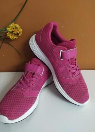 Кросівки, розмір 35, asics