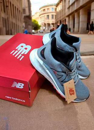 Жіночі кросівки new balance