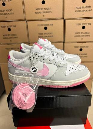 Жіночі кросівки nike dunk low 520 grey-pink